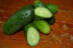 cucumbers-950666_640