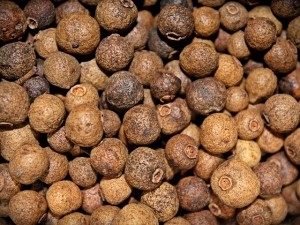 allspice-686859_640