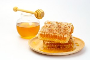 raw-honey539047846